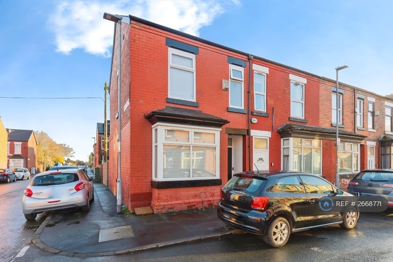 6 bedroom house in Braemar Road, Manchester, M14 (6 bed) (#2668771)