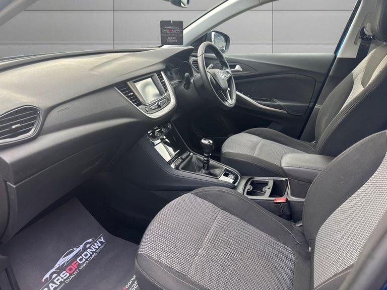 2018 Vauxhall Grandland X 1.2 Turbo SE SUV 5dr Petrol Manual Euro 6 (s/s) (130 ps) HATCHBACK Petr...