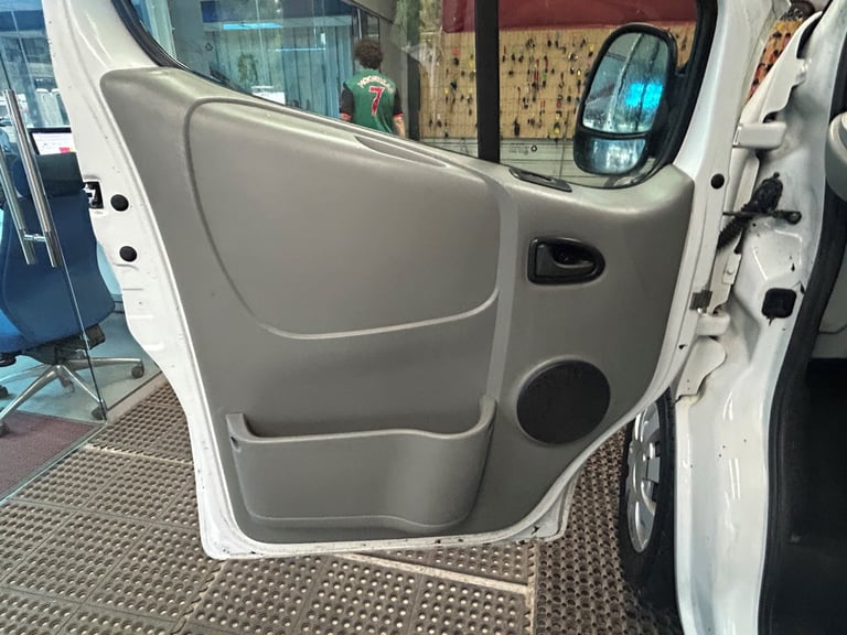 2013 Renault Trafic SL29 DCI Panel Van DIESEL Manual