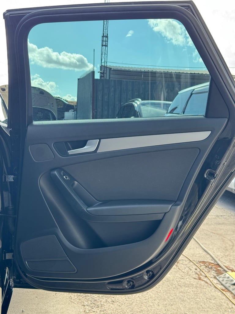 2014 Audi A4 2.0T 5DR Estate Petrol Automatic