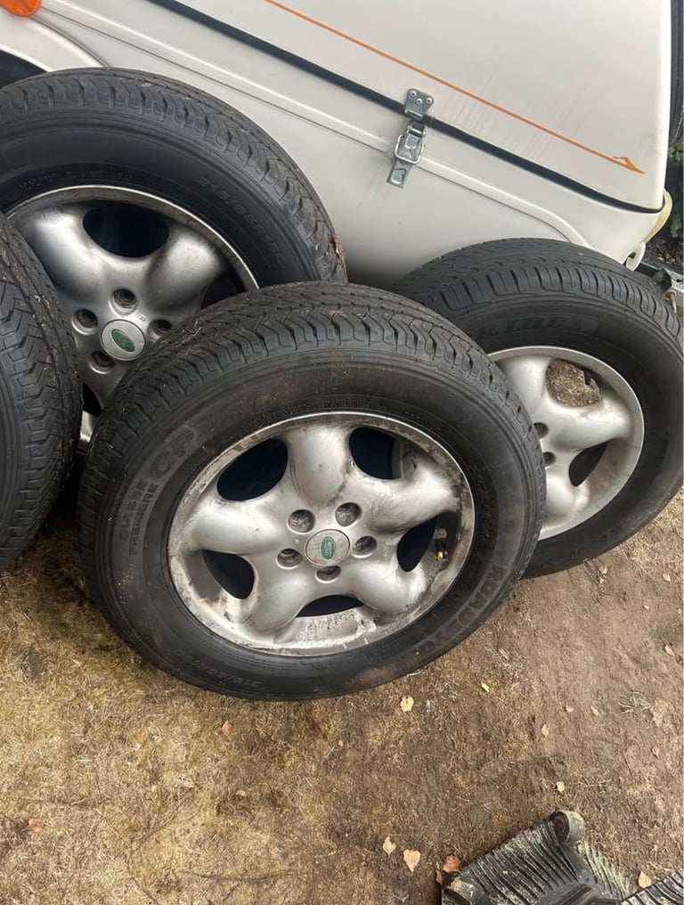 image for Landrover 1 alloys&tyres