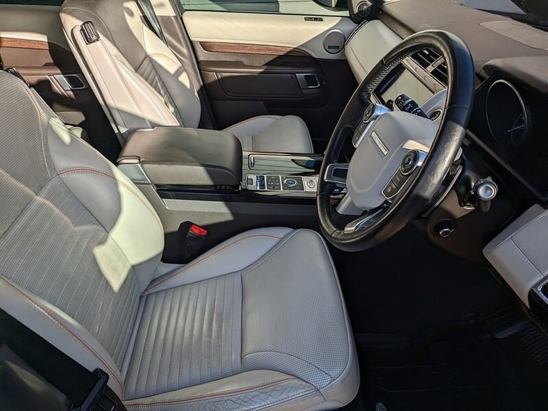 2017 Land Rover Discovery 3.0 TD6 HSE Luxury 5dr Auto ESTATE DIESEL Automatic