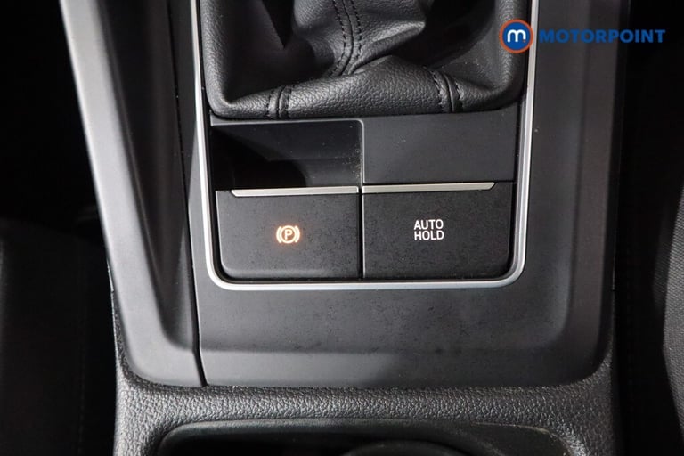 2022 Volkswagen Golf 1.5 TSI 150 Life 5dr Hatchback Petrol Manual