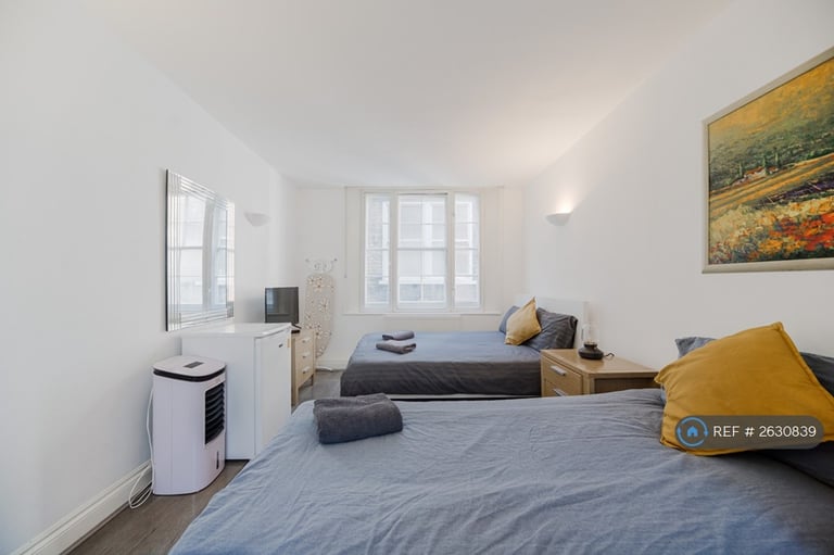 Studio flat in Bishopsgate, London, EC2M (#2630839)