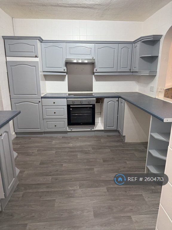 3 bedroom house in Nixon Avenue, Ramsgate, CT12 (3 bed) (#2604713)