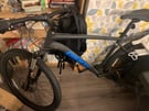 AS NEW! - Giant Talon 1 LARGE 29’’ Mountain Bike + Spare Seat