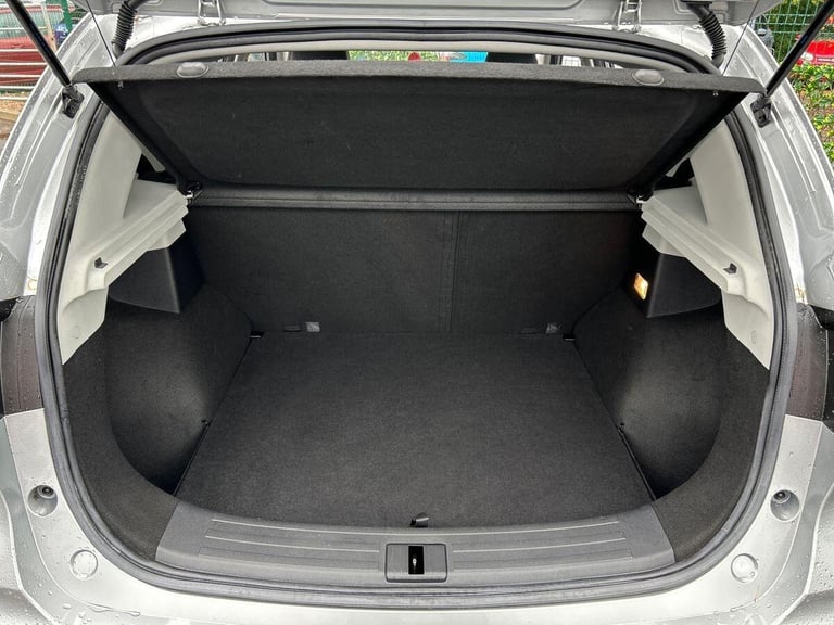 2022 MG MG ZS 1.0 T-GDI Exclusive SUV 5dr Petrol Manual Euro 6 (111 ps) SUV PETROL Manual