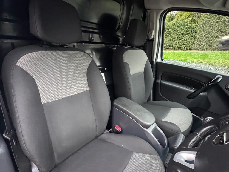 2021 Nissan NV250 1.5 dCi Tekna L1 Euro 6 4dr PANEL VAN Diesel Manual