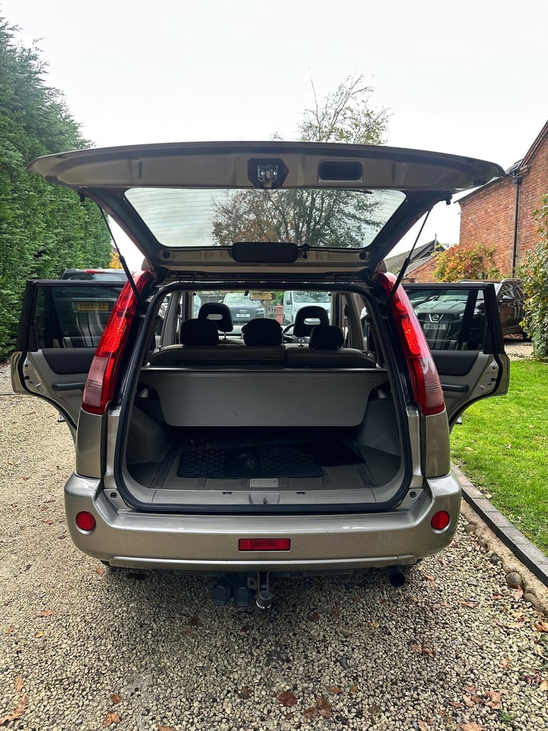 2006 Nissan X-Trail 2.2 dCi 136 Columbia 5dr ESTATE Diesel Manual