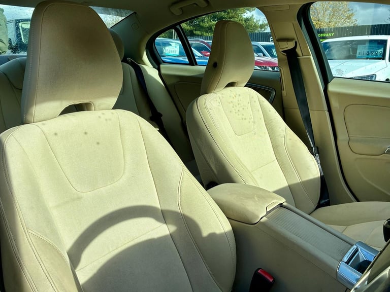 2011 Volvo S60 2.0 D3 SE Euro 5 **Low Miles - Lovely Example - 50 MPG**