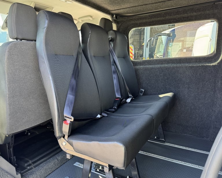 2023 Ford Transit Custom 2.0 EcoBlue 130ps Low Roof Trend 9 Seat MPV MPV Diesel Manual