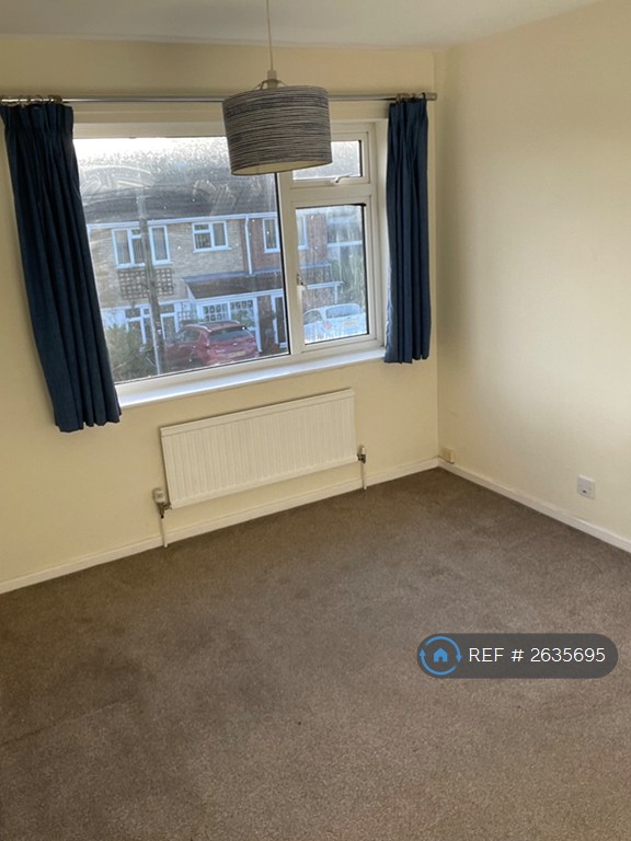 3 bedroom house in Shelbourne Road, Stratford-Upon-Avon, CV37 (3 bed) (#2635695)