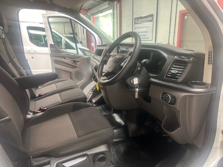 2021 21 FORD TRANSIT CUSTOM 2.0 300 ECOBLUE LEADER L1 SWB 130 BHP * 25,235 * AIR