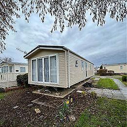 3 bedroom holiday home with site fees INC !! Perfect for renting// Call Lue now 