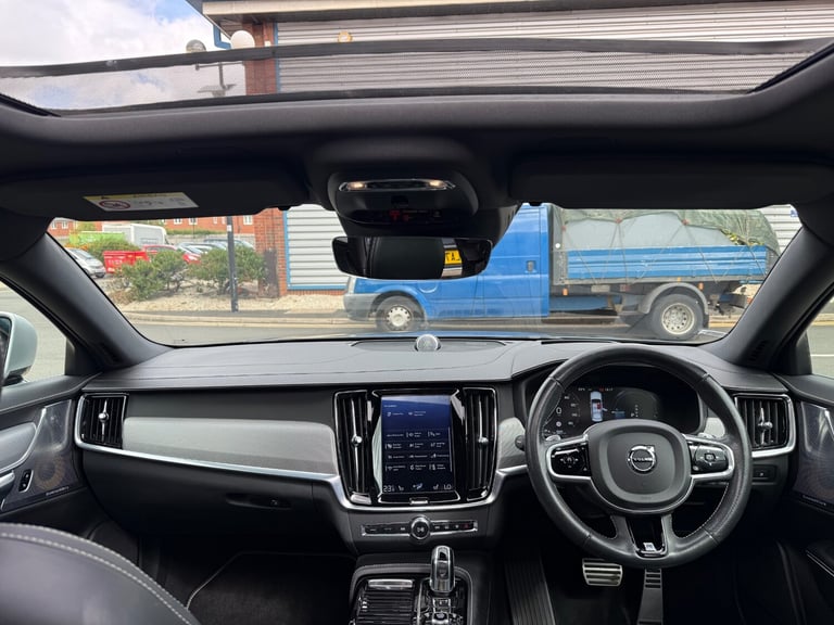 2018 Volvo S90 2.0 T8 Hybrid R DESIGN Pro 4dr AWD Geartronic SALOON Petrol Parallel Phev Automatic