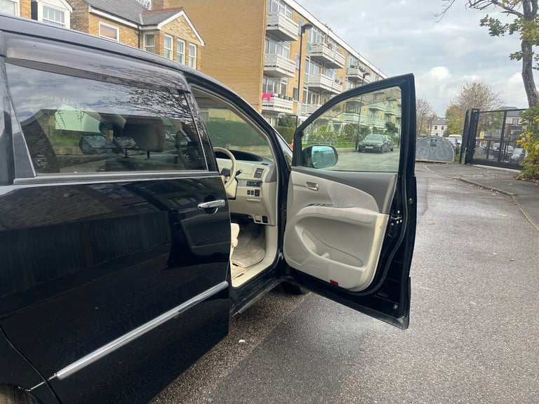 Toyota, 2012, 2360 (cc)