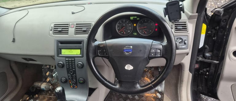 Volvo S40 1.6 S 4dr Petrol Manual - Image 14