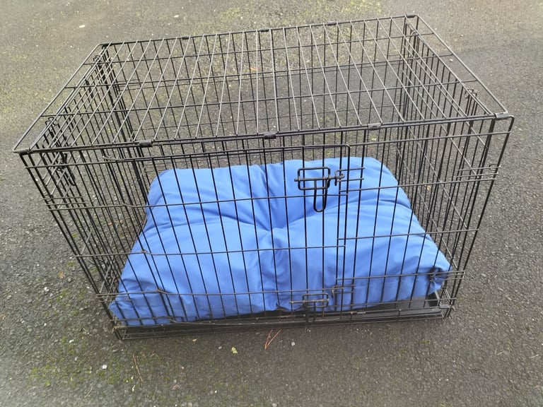 Medium dog cage 