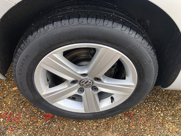 2016 Volkswagen Golf 1.6 TDI BlueMotion Tech Match Edition Estate 5dr Diesel