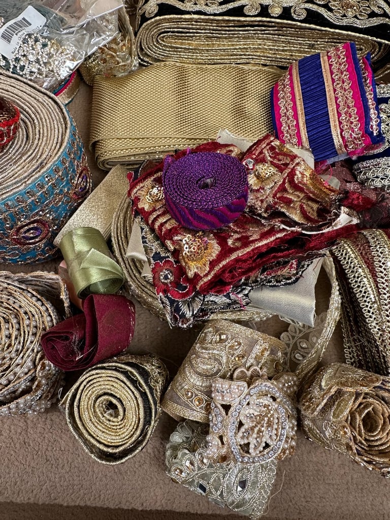 Laces & borders for dresses 