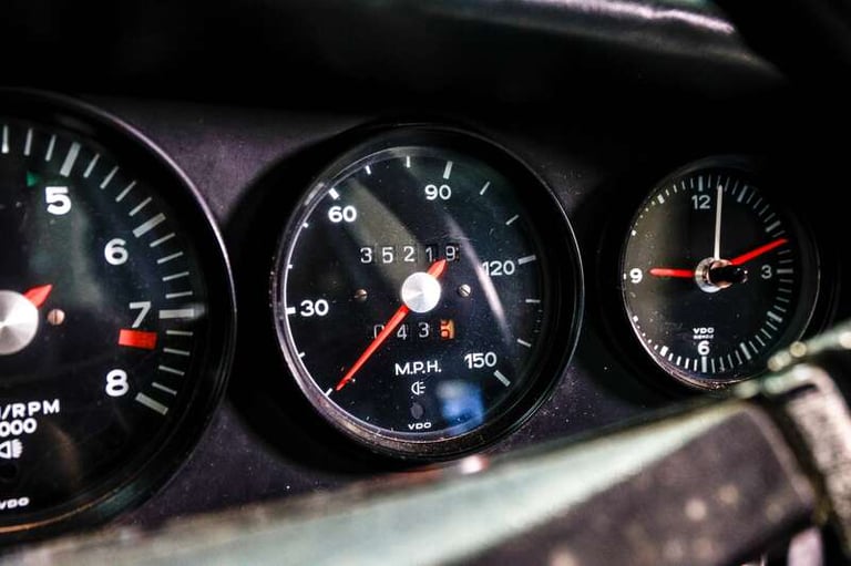  Porsche 911 911 2.4S Coupe Manual  Manual