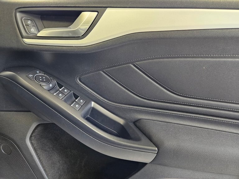 2019 Ford Focus 1.0T EcoBoost Zetec Hatchback 5dr Petrol Manual Euro 6 (s/s) (100 ps) Hatchback P...