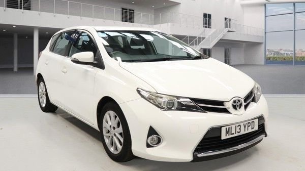 image for 2013 Toyota Auris 1.33 Dual VVT-i Icon Hatchback 5dr Petrol Manual Euro 5 (s/s) (101 ps) Hatchbac...