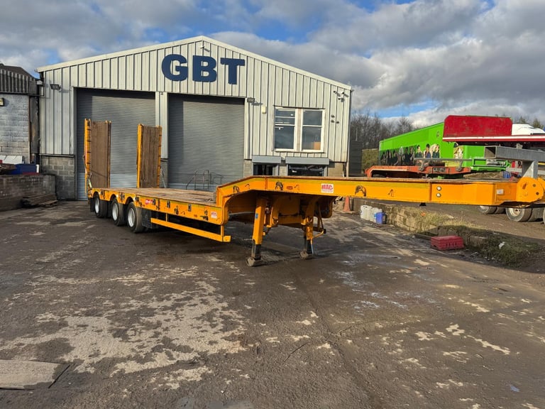 2018 Mac low loader trailer 