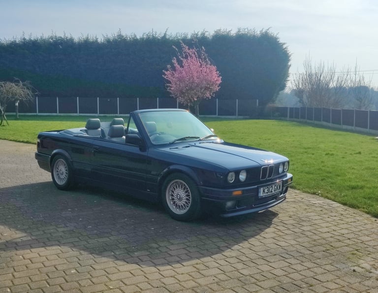 1993 BMW 3 Series 318i Lux Convertible 2dr E30 CONVERTIBLE Petrol Manual