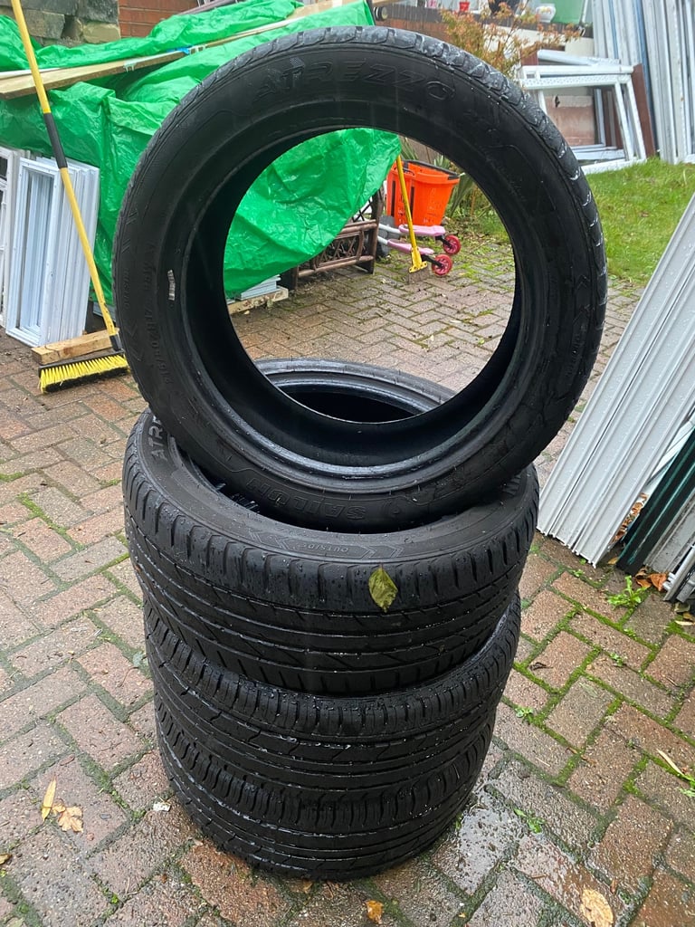 image for 215 50 17 winter tyres