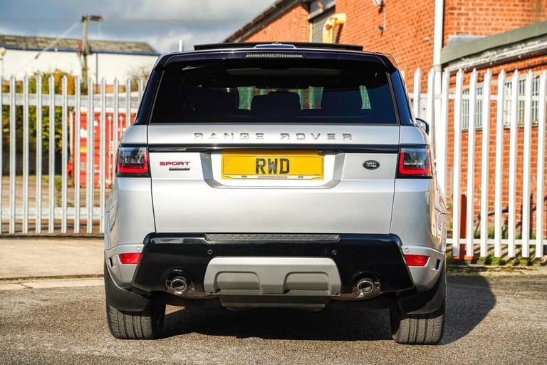 2014 Land Rover Range Rover Sport 3.0 SD V6 Autobiography Dynamic SUV 5dr Diesel Auto 4WD Euro 5 ...