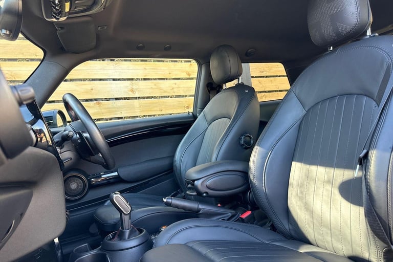 2019 MINI Hatch 2.0 John Cooper Works Hatchback 3dr Petrol Steptronic Euro 6 (s/s) (231 ps) HATCH...