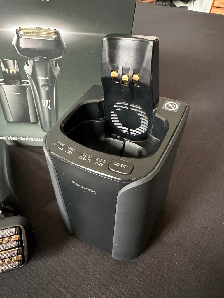 NEW Panasonic ES-LS9A Wet & Dry 6-Blade Electric Shaver for Men £199 was £399
