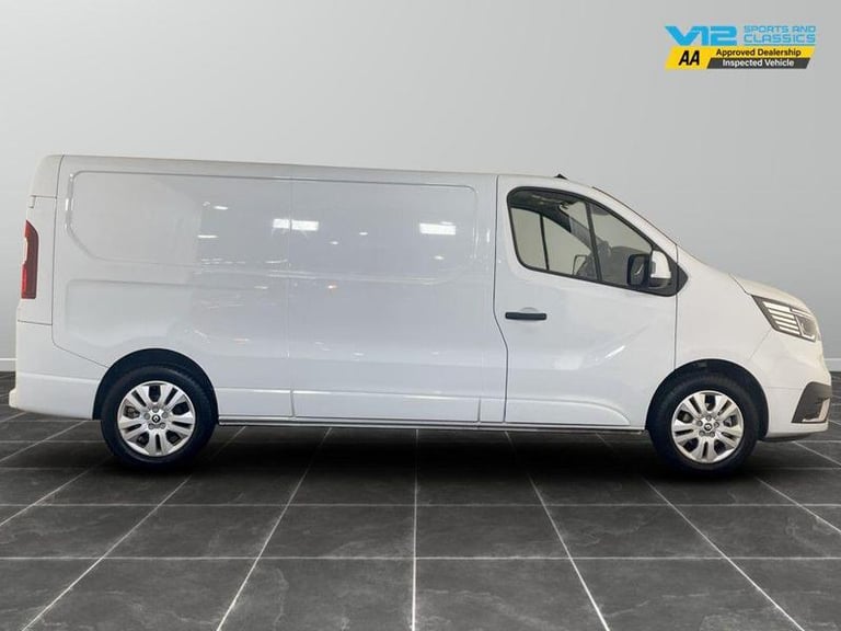 2024 Renault Trafic LL30 Blue dCi 130 Extra [Safety] Van PANEL VAN DIESEL Manual