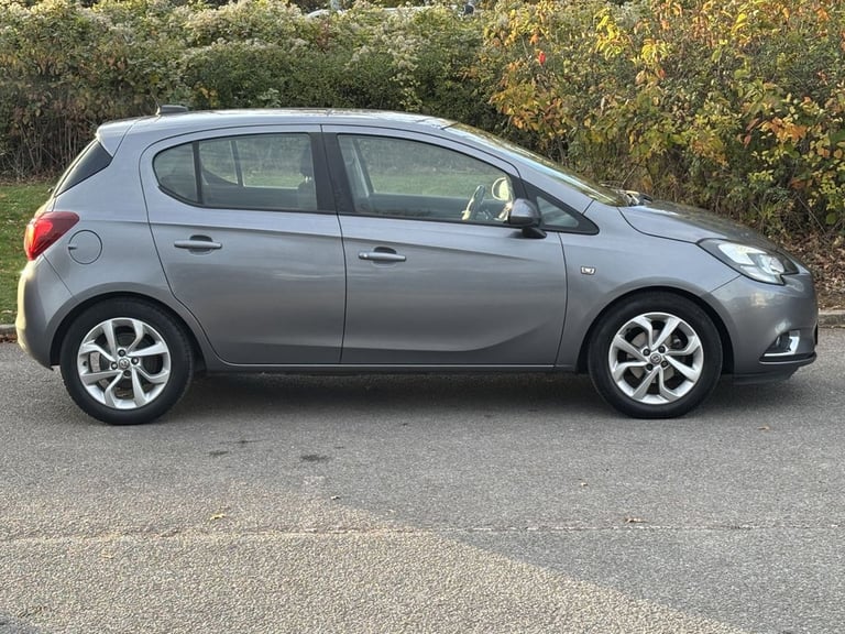 2018 Vauxhall Corsa 1.4 SRi Nav 5dr HATCHBACK PETROL Manual