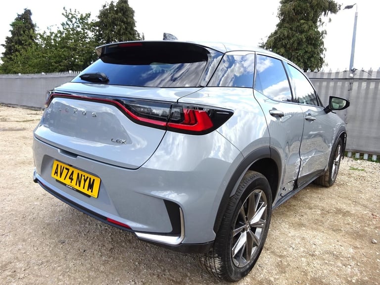 2024 74 REG LEXUS LBX TAKUMI HYBRID AUTO DAMAGED REPAIRABLE SALVAGE