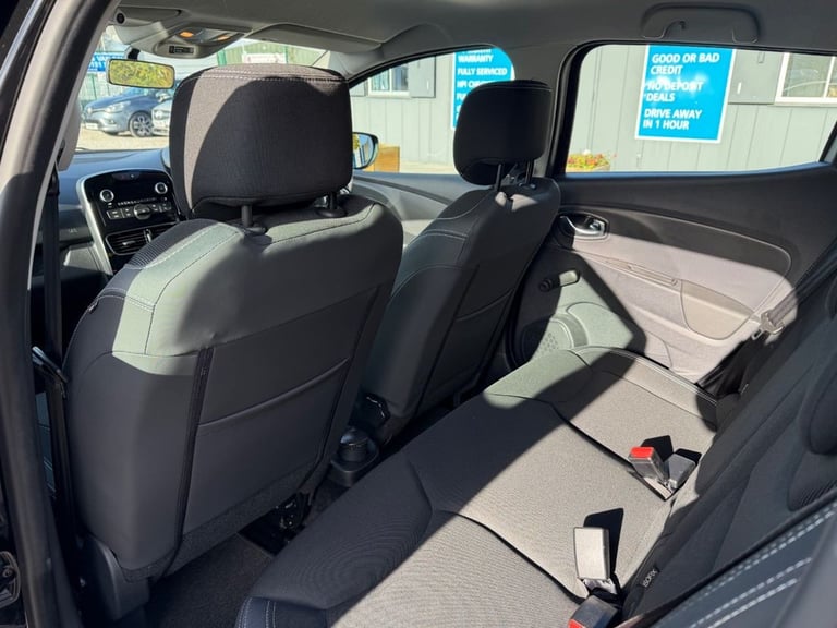 2019 Renault Clio 1.5 dCi Play Hatchback 5dr Diesel Manual Euro 6 (s/s) (90 ps) Hatchback Diesel ...