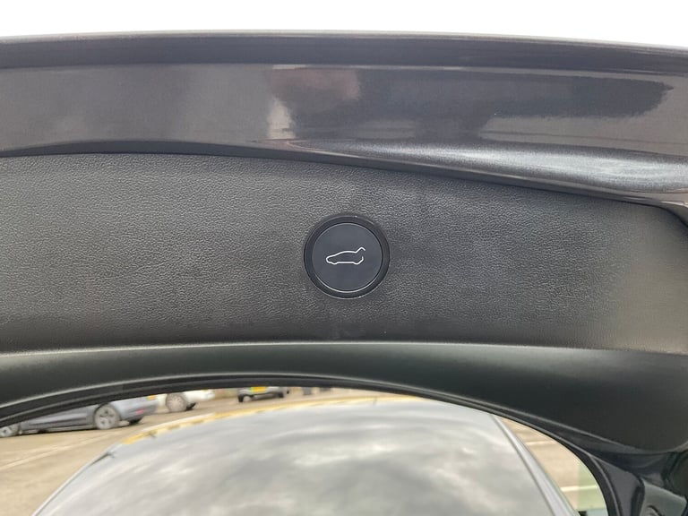 2022 Tesla Model 3 PERFORMANCE AWD Saloon ELECTRIC Automatic