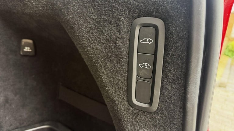 2022 Volvo XC90 2.0 B6 MHEV Inscription Auto 4WD Euro 6 (s/s) 5dr ESTATE PETROL Automatic