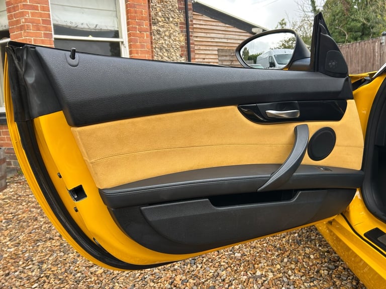 2011 BMW Z4 3.0 30i M Sport Convertible 2dr Petrol Auto sDrive Euro 5 (258 ps)