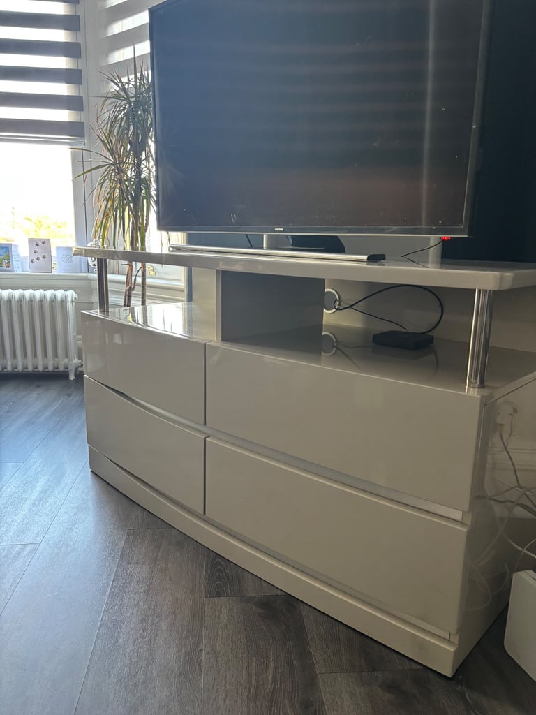image for Sterling beige/cream gloss TV/Media unit