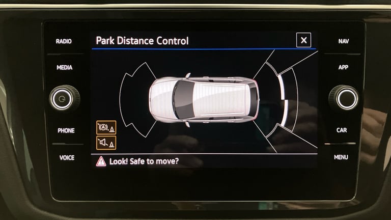 2022 Volkswagen Tiguan 2.0 TDI R-Line 5dr DSG Diesel Estate Estate Diesel Automatic