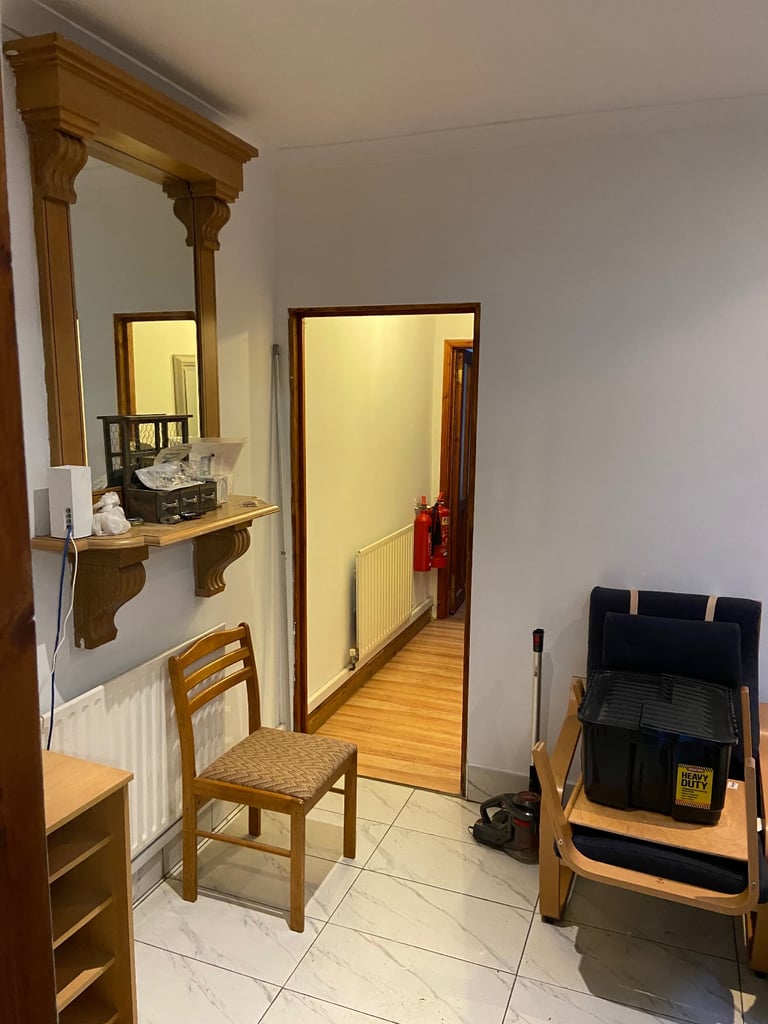 2 BEDROOM FLAT (ANNEX)