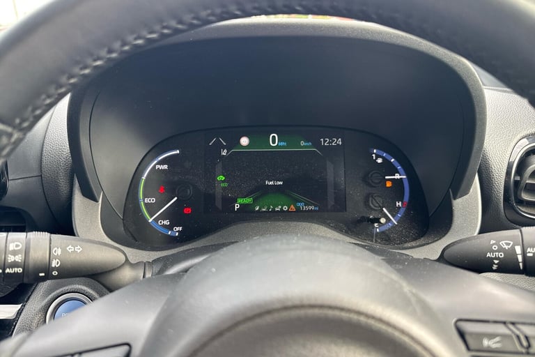 2024 Toyota Yaris 1.5 Hybrid Design 5dr CVT Estate Hybrid Automatic