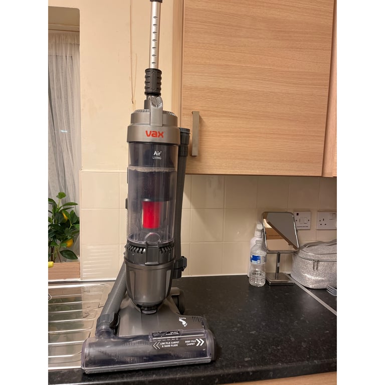 Vax in excellent condition hardly used
