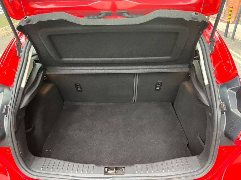 2014 Ford Focus 1.0 125 EcoBoost Zetec 5dr HATCHBACK Petrol Manual