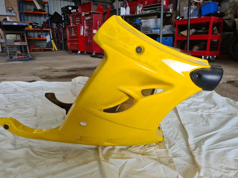image for Curvy SV 650 fairing