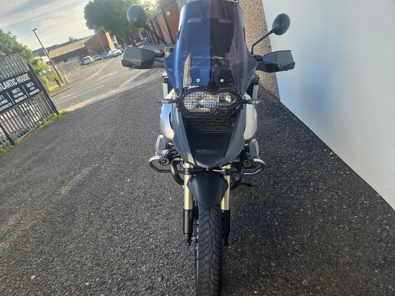 BMW R1200gs with full bmw vario luggage 