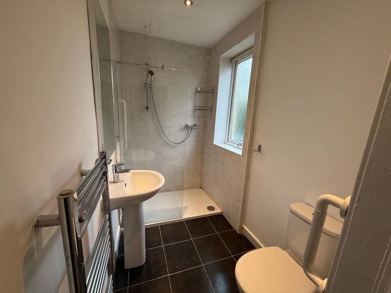101 Curzon Street, Glasgow G20 9HB