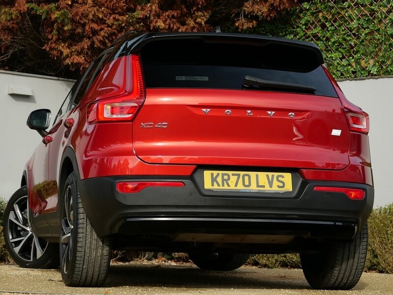 2020 Volvo XC40 1.5h T5 Twin Engine Recharge 10.7kWh R-Design Pro SUV 5dr Petrol Plug-in Hy SUV H...